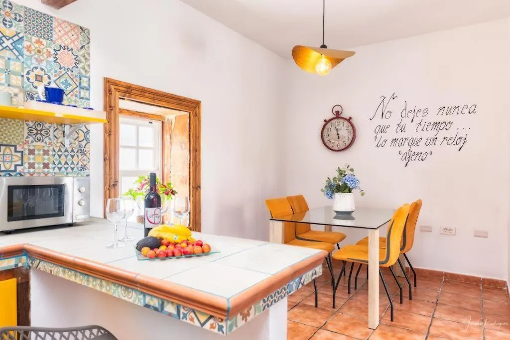 Las Valkirias El Paso Apartamento